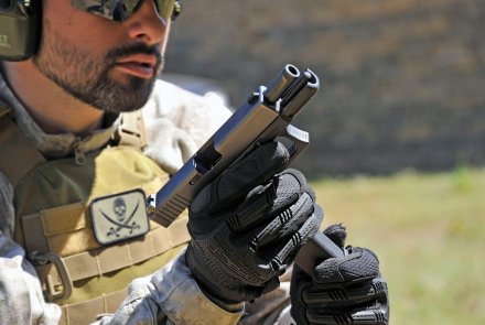 Solving pistol cartridge jams Solving pistol cartridge jams