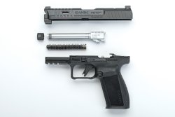 Striker Fire Action-Pistolen im Test: Canik Mete SFX/SFT Pro im Kaliber 9 mm Luger Zerlegte Canik Mete SFT Pro.