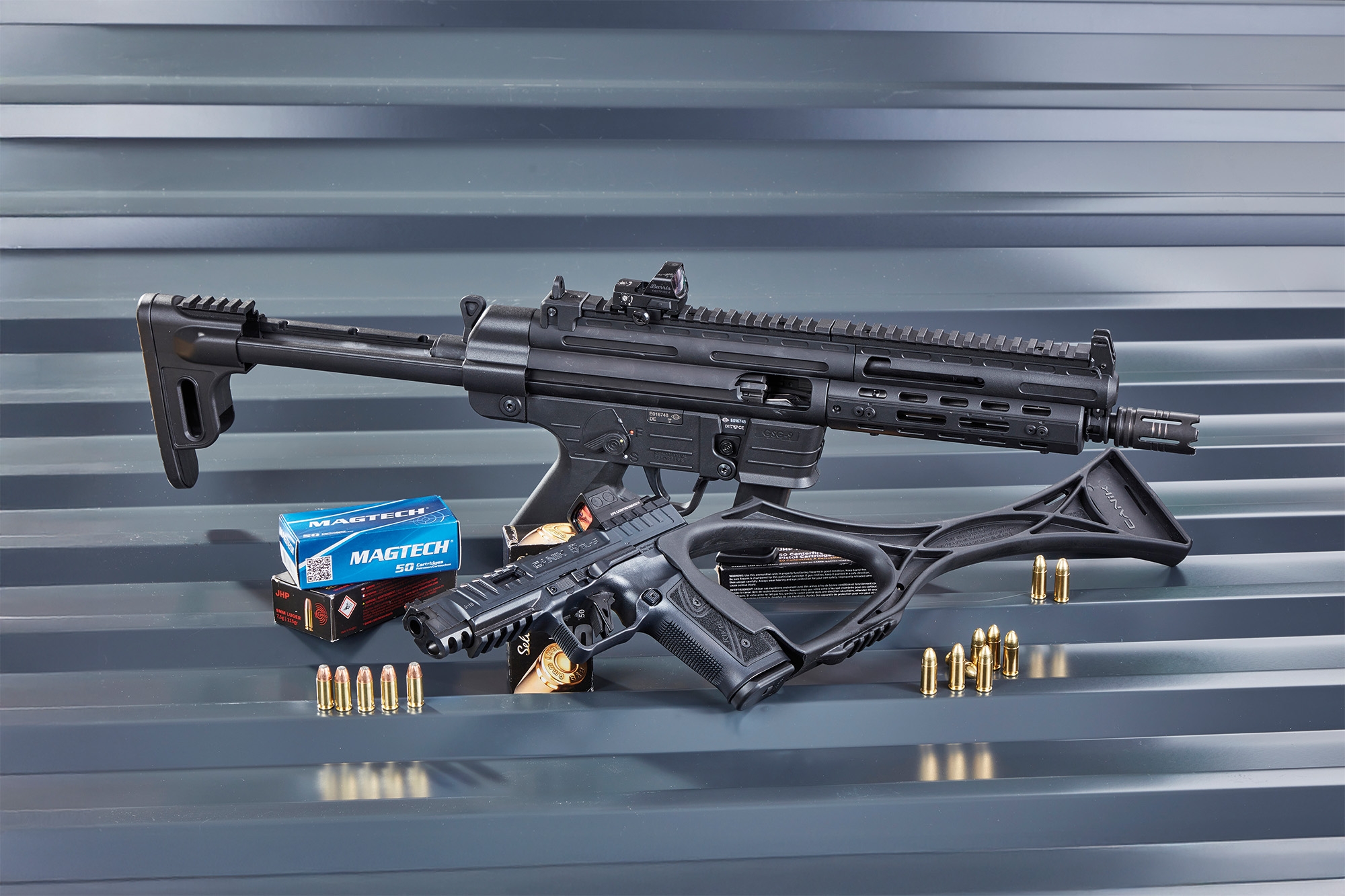 pistolen-9mm-test: Anschlagschaft vs. Pistolenkarabiner in 9 mm Luger: Canik SFx-S mit Anschlagschaft und German Sport Guns GSG-9 pistolen-9mm-test: Anschlagschaft vs. Pistolenkarabiner in 9 mm Luger: Canik SFx-S mit Anschlagschaft und German Sport Guns GSG-9