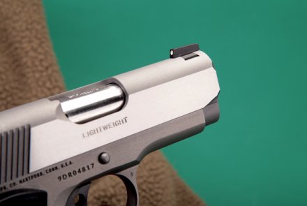 Test: Colt Defender in 9 mm Luger Test: Colt Defender in 9 mm Luger