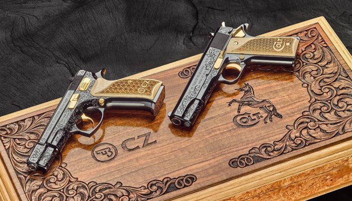 ceska-zbrojovka: Ein Tribut an Legenden: Streng limitiertes Set mit Colt 1911er und CZ 75 im Holzkoffer für Sammler