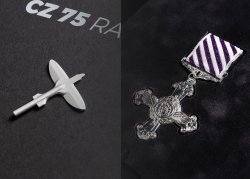 CZ 75 RAF Limited Edition: Edle Pistole als Hommage an die tschechoslowakischen Piloten im Zweiten Weltkrieg Replik des Distinguished Flying Cross.