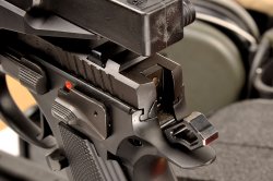 CZ 75 TS Czechmate: IPSC-Pistole für Open Division und Limited CZ 75 TS Czechmate: IPSC-Pistole für Open Division und Limited