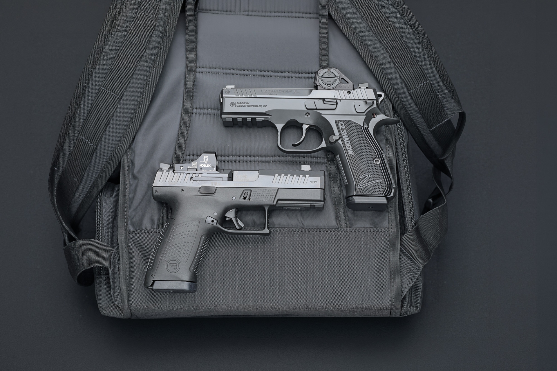 ceska-zbrojovka: Test von zwei Kompaktpistolen: CZ Shadow 2 Carry & P10-C OR Ported im Kaliber 9 mm Luger