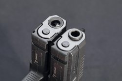 Test von zwei Kompaktpistolen: CZ Shadow 2 Carry & P10-C Ported im Kaliber 9 mm Luger