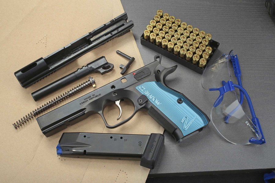 Test: CZ Shadow 2 Matchpistole für das IPSC-Schießen CZ Shadow 2 in Einzelteile zerlegt