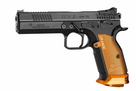 CZ TS 2 Orange von links.