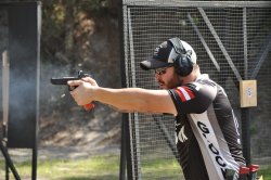 Brandneuer GLOCK Performance Trigger im Praxistest US-GLOCK-IPSC-Teams und mehrfachen USPSA-Champions Shane Coley