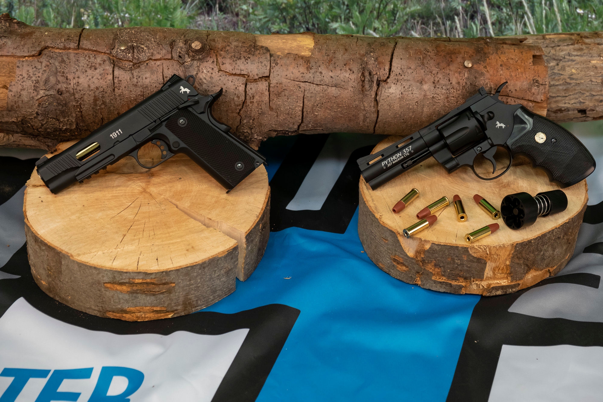 4komma5: Gewinnspiel: COLT 1911 Custom und COLT Python − so können Sie die CO2-Waffen von 4komma5 gewinnen