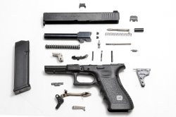 GLOCK 17: Vollständige Zerlegung GLOCK 17: Vollständige Zerlegung