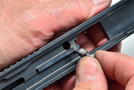 GLOCK 17: Vollständige Zerlegung GLOCK 17: Vollständige Zerlegung