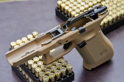 GLOCK 19X: die Crossover-Pistole im Live-Schießtest GLOCK-19X-Pistole-Innenleben.JPG