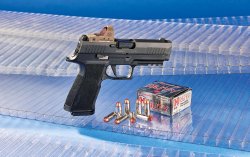 Selbstladepistolen in 10 mm Auto im Test: GLOCK 20, SIG Sauer P320 XTEN und S&W M&P 2.0 SIG Sauer, die P320 XTEN Comp.