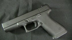 Technik-Vergleich: Glock Gen3 vs Gen4 Technik-Vergleich: Glock Gen3 vs Gen4