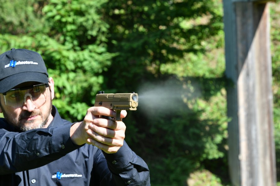 REI_4093-min.JPG