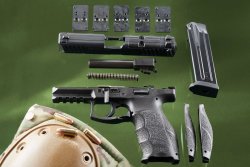 Getestet: Die Heckler & Koch SFP9 OR in 9 mm Luger SFP9 zerlegt in ihre Einzelteile.