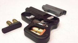 DoubleTap™ derringer pistol DoubleTap™ derringer pistol