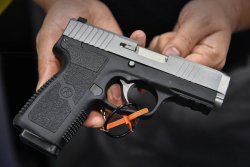 Kahr Arms Pistolen S9 und ST9 Die rechte Ansicht der S9 Pistole von Kahr Arms
