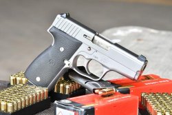 Kahr Arms PM45 und K9 im Test und Video Kahr Arms K9 Stainless Pistole