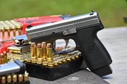 Kahr Arms PM45 und K9 im Test und Video Kahr PM45 im Kaliber .45 Auto