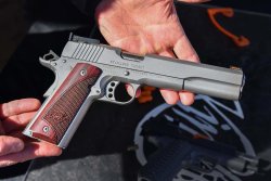 Neue 1911er Pistolen von Kimber Kimber Stainless Target LS Pistole