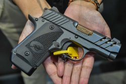 Kimber Custom auf der SHOT Show 2019:
3 neue 1911er-Pistolen kompakt und full-size Kimber Micro9 ESV Gray.JPG