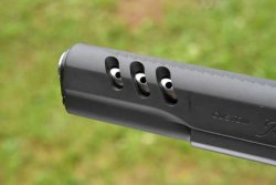 Kimber Super Jägare 1911er Pistole im Video Integrierter Kompensator der Kimber Super Jägare