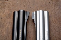 Revolvergleich: Korth National Standard vs. Smith & Wesson M686 International Korn der Revolver Korth und S&W