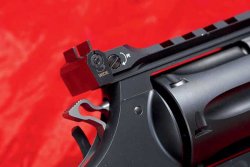 Korth Super Sport 1400 Revolver im Test Korth Super Sport 1400 in .357 Magnum Kimme in Nahansicht