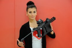 KRISS Vector G2 CRB und G22 CRB in drei Kalibern im Test: Pistolenkarabiner wie von einem anderen Stern? KRISS Vector G2 CRB und G22 CRB in drei Kalibern im Test: Pistolenkarabiner wie von einem anderen Stern?