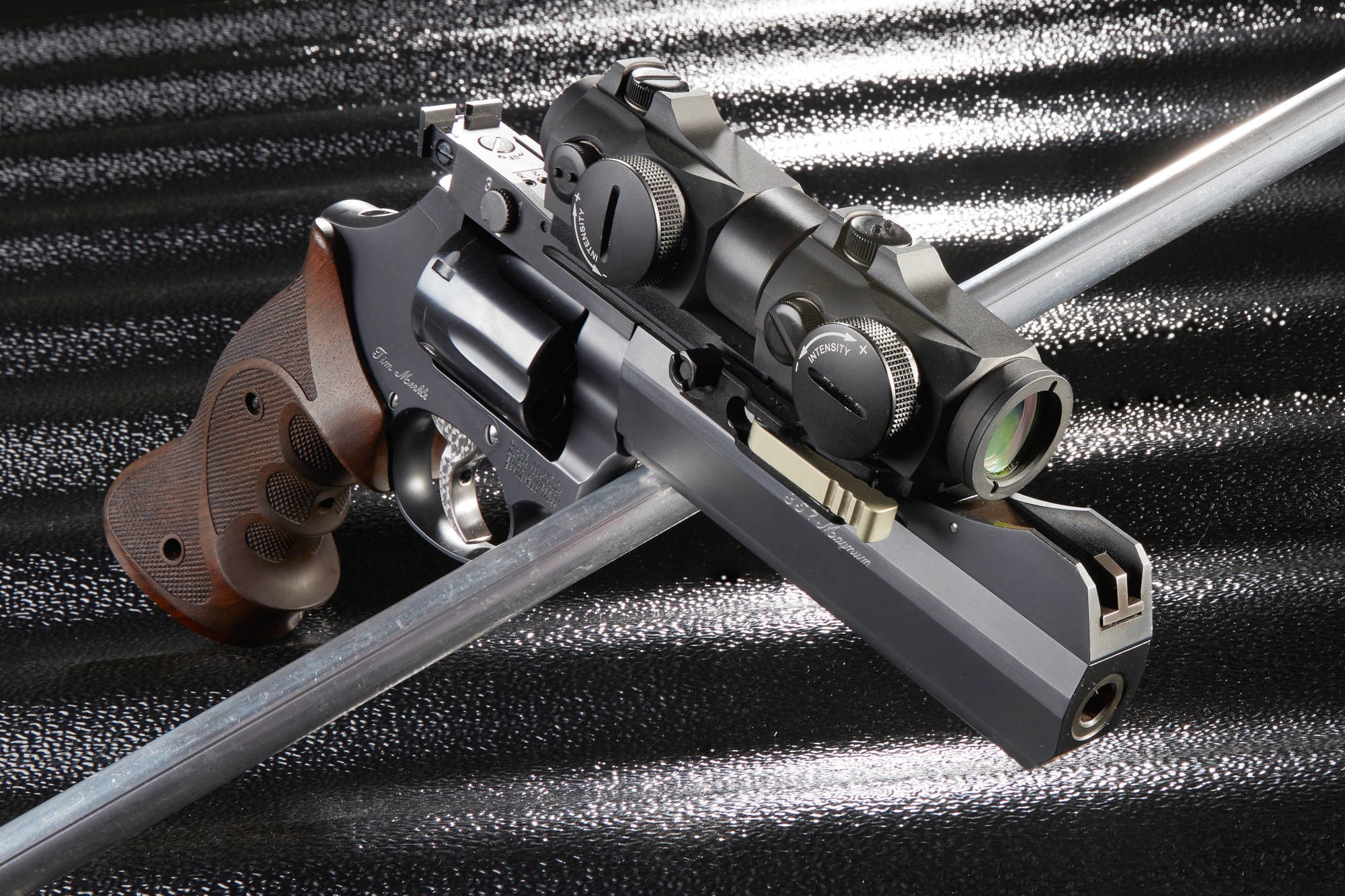 Club 30 Germany: Merkle T1: Der edle Match-Revolver in .357 Magnum von Merkle Tuning im Test Club 30 Germany: Merkle T1: Der edle Match-Revolver in .357 Magnum von Merkle Tuning im Test