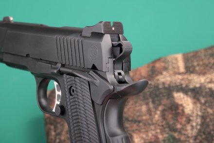 Die Kimme der Nighthawk T4 in 9 mm Luger Die Kimme der Nighthawk T4 in 9 mm Luger