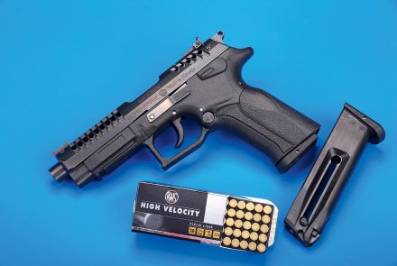 Pistole GRAND POWER und Munition von RWS Pistole GRAND POWER und Munition von RWS