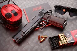 Pistolenvergleich: Sportpistolen mit 6-Zoll-Lauf Korth PRS Pistole