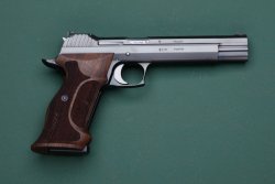 Pistolenvergleich: Sportpistolen mit 6-Zoll-Lauf P210 Supertarget