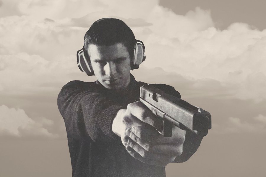 Produktvorstellung: Die neue GLOCK G17 L Gen5 MOS feiert Premiere auf dem NRA-Jahrestreffen 2024 in Dallas Stefan Perey, der Chefredakteur von caliber, 1989 beim Schießen mit der GLOCK 17L Gen1.
