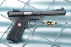 Test: Ruger Mark III Target und Ruger 22/45 Lite Blue Ruger Mark III Target in Vollansicht