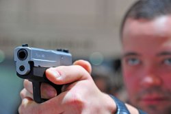 SIG Sauer P225-A1 in Aktion SIG Sauer P225-A1 in Aktion