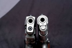 Vergleich: SIG Sauer P226 X-Five Allround & 1911 Traditional Match Elite B&H Edition SIG Sauer Mündung