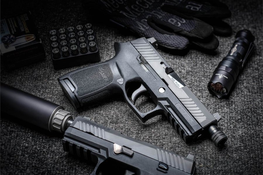 SIG Sauer P320 Compact Pistole erfüllt Technische Richtlinie der Polizei Die Polymerpistole SIG Sauer P320 Compact