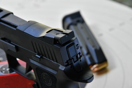 Test: SIG Sauer P320 X-Five – das modulare Flaggschiff der X-Series Voll verstellbare Mikrometerkimme der Matchpistole SIG Sauer P320 X-Five