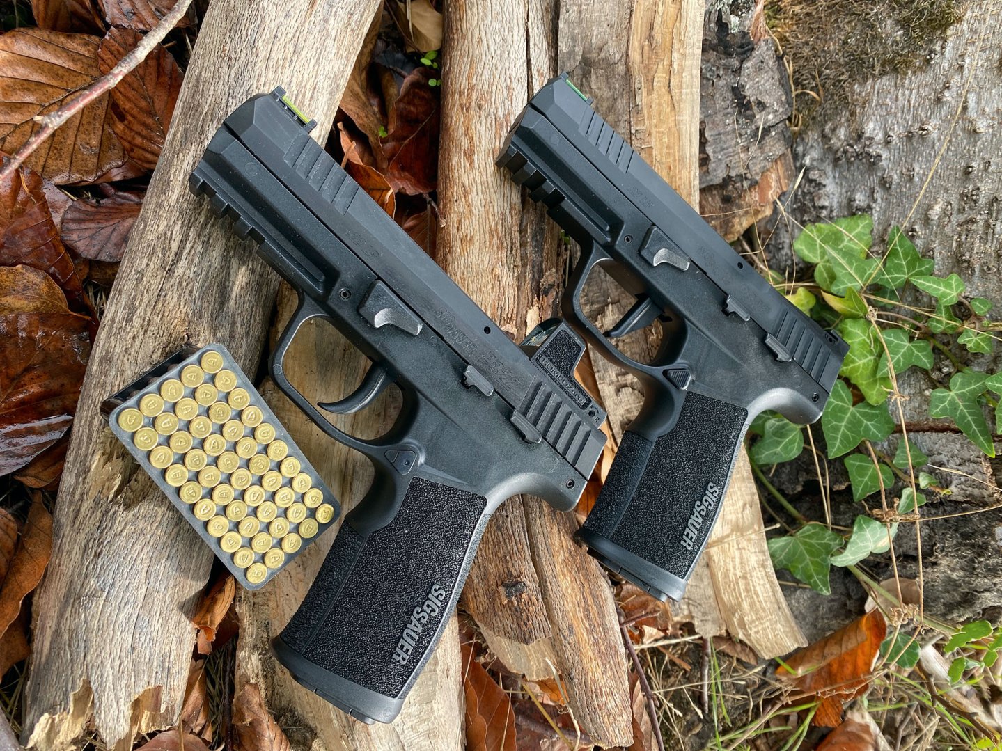 Die SIG Sauer P322 von der linken Seite
