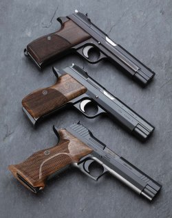 SIG Sauer USA P210 Target in 9 mm Luger 3 verschiedene Ausführungen der SIG Sauer USA P210 Target in 9 mm Luger