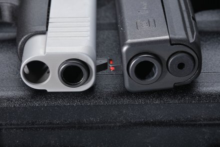 Vergleich der Mündungspartie einer G19 und einer G48.