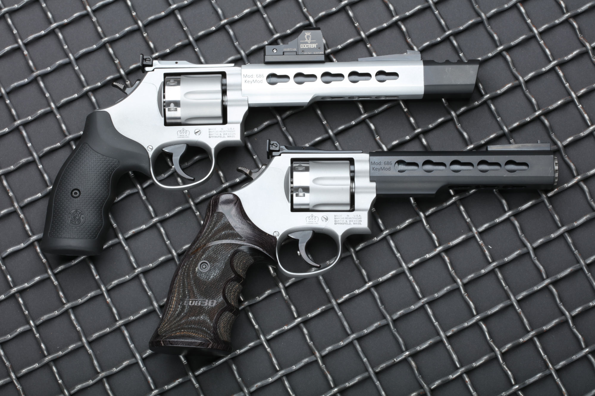 Club 30 Germany: Club 30 Revolver mit KeyMod im Test: Der Smith & Wesson 686 der Armurerie Paul Frauenberg in .357 Magnum Club 30 Germany: Club 30 Revolver mit KeyMod im Test: Der Smith & Wesson 686 der Armurerie Paul Frauenberg in .357 Magnum