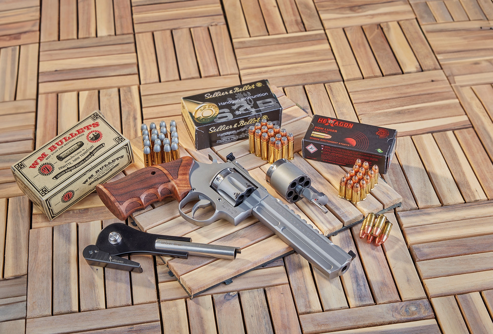 b&h: B&H Waffenhandel exklusiv: Spohr Modell 286 Competition in .357 Magnum, .38 Special und 9 mm Luger im Test b&h: B&H Waffenhandel exklusiv: Spohr Modell 286 Competition in .357 Magnum, .38 Special und 9 mm Luger im Test