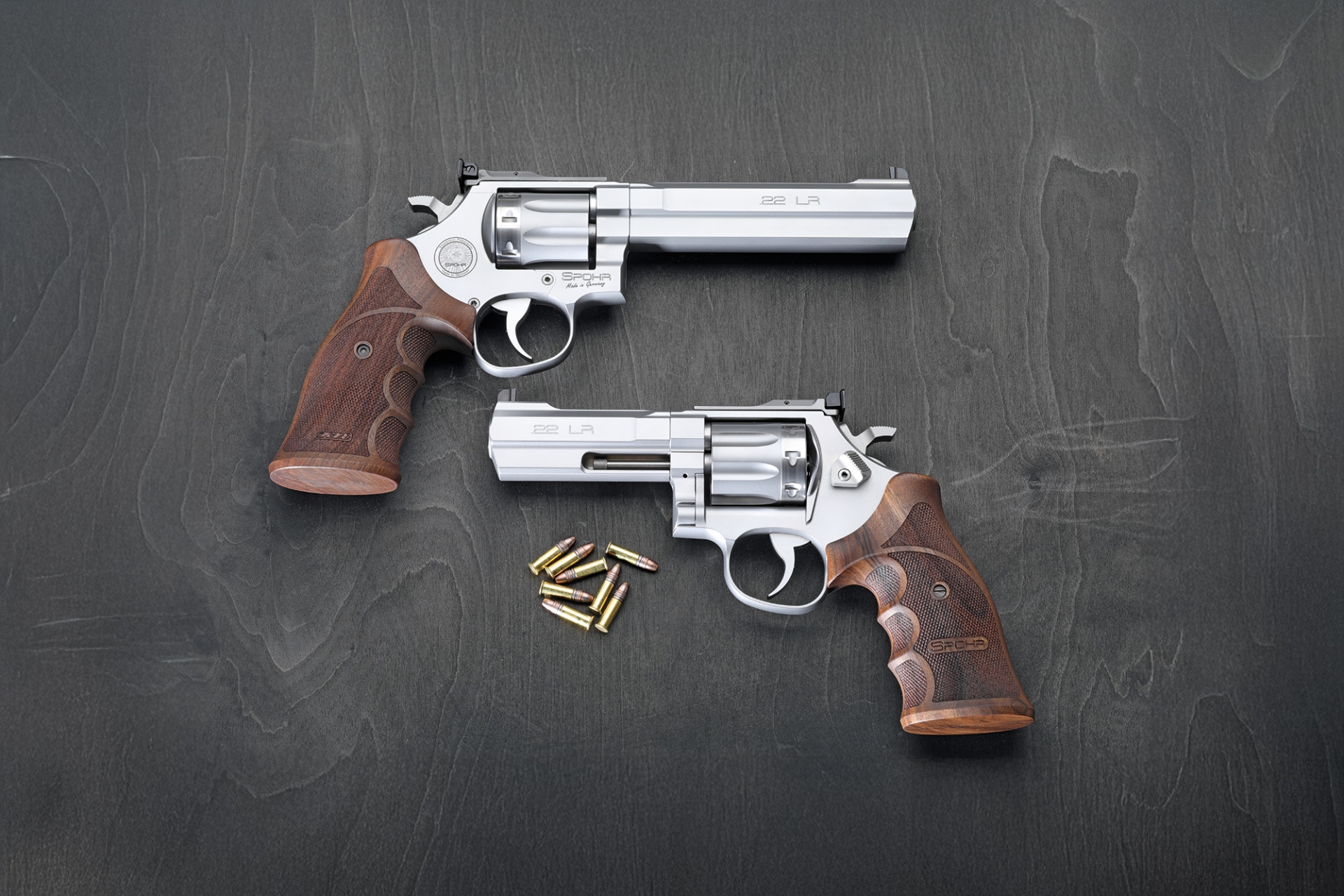 b&h: Premium-Kleinkaliberrevolver im Test: Spohr L562 im Kaliber .22 l.r. in 4 und 6 Zoll Lauflänge b&h: Premium-Kleinkaliberrevolver im Test: Spohr L562 im Kaliber .22 l.r. in 4 und 6 Zoll Lauflänge