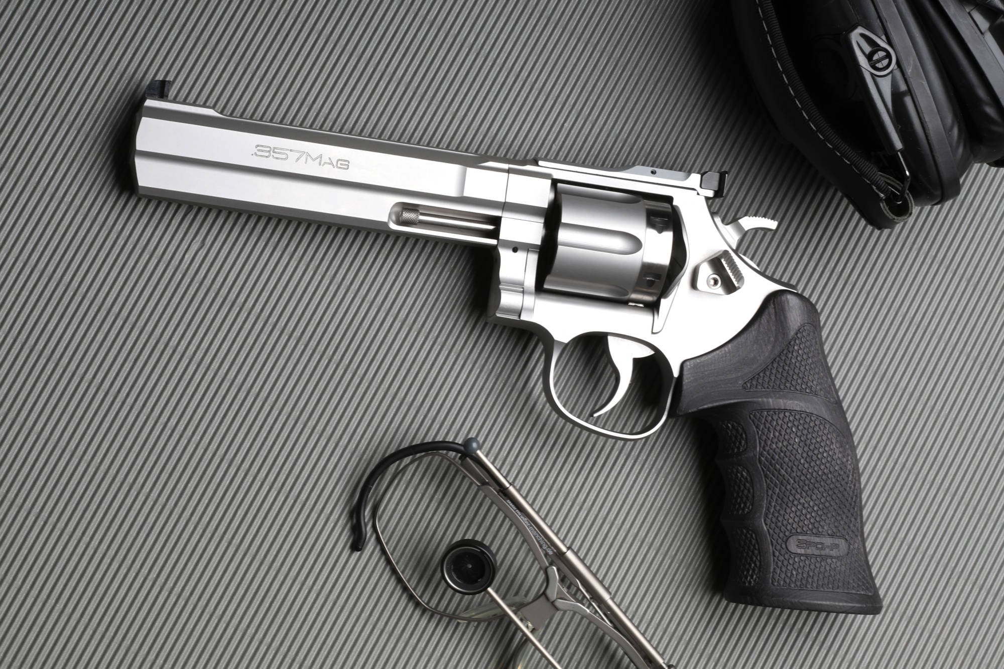 revolver: Test: Spohr L562 Standard – was leistet der neue Match-Revolver des Büchsenmachers und Club-30-Mitglieds? revolver: Test: Spohr L562 Standard – was leistet der neue Match-Revolver des Büchsenmachers und Club-30-Mitglieds?