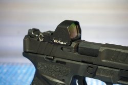 Springfield Armory Echelon: Polymerpistole in 9 mm Luger – in Deutschland bei Ferkinghoff verfügbare Modelle Das Variable Interface System (VIS) der Springfield Armory Echelon.