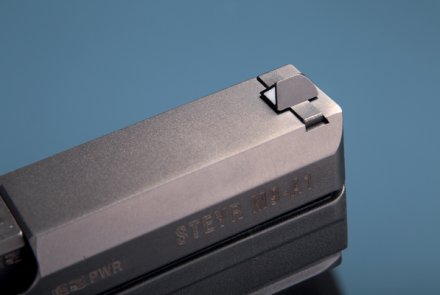 Das Korn der Steyr M9-A1 in 9 mm Luger Das Korn der Steyr M9-A1 in 9 mm Luger
